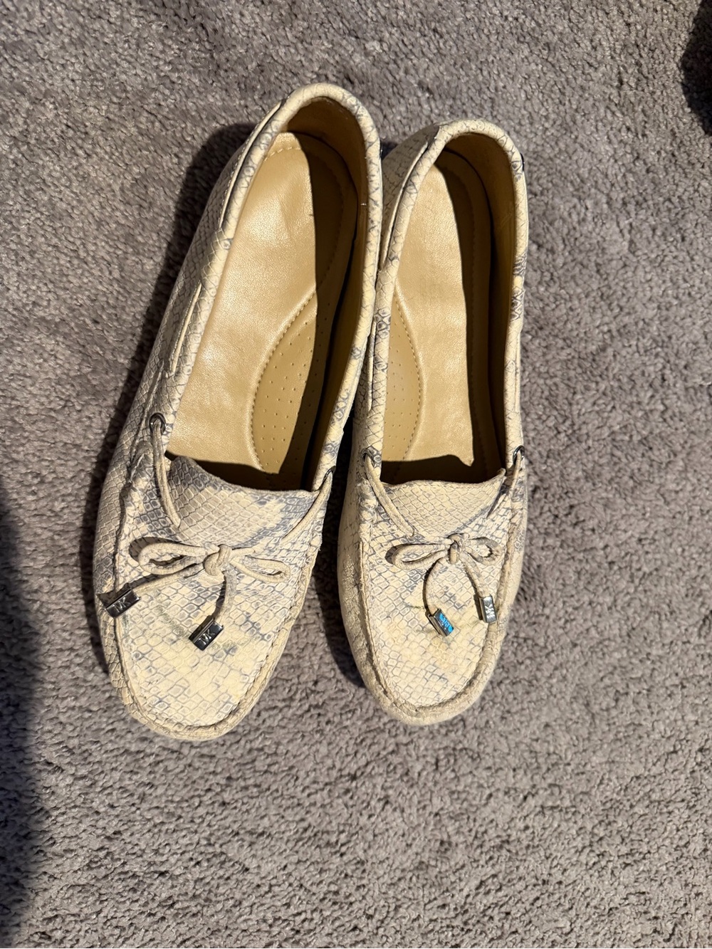 Michael Kors Beige Snake-Print Bow Moccasins